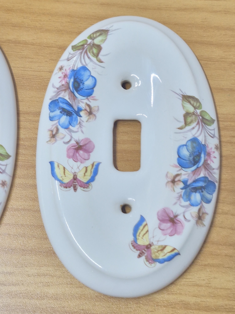 Vintage Oval Porcelain Light Switch & Outlet Covers 6Pc Set Floral Butterfly - Picture 7 of 16